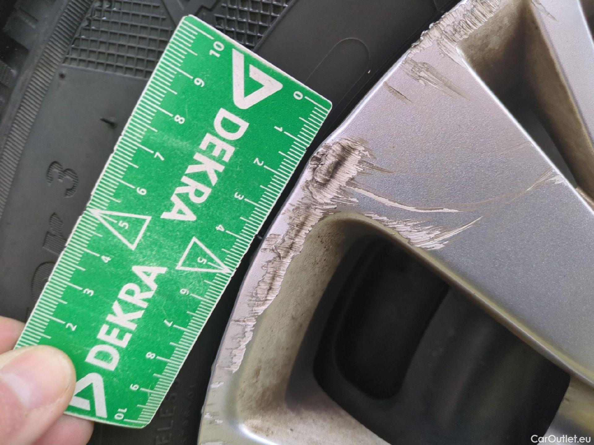  Peugeot  208  Affaire Premium Pack 1.5 HDi 100CV BVM5 E6dT #1