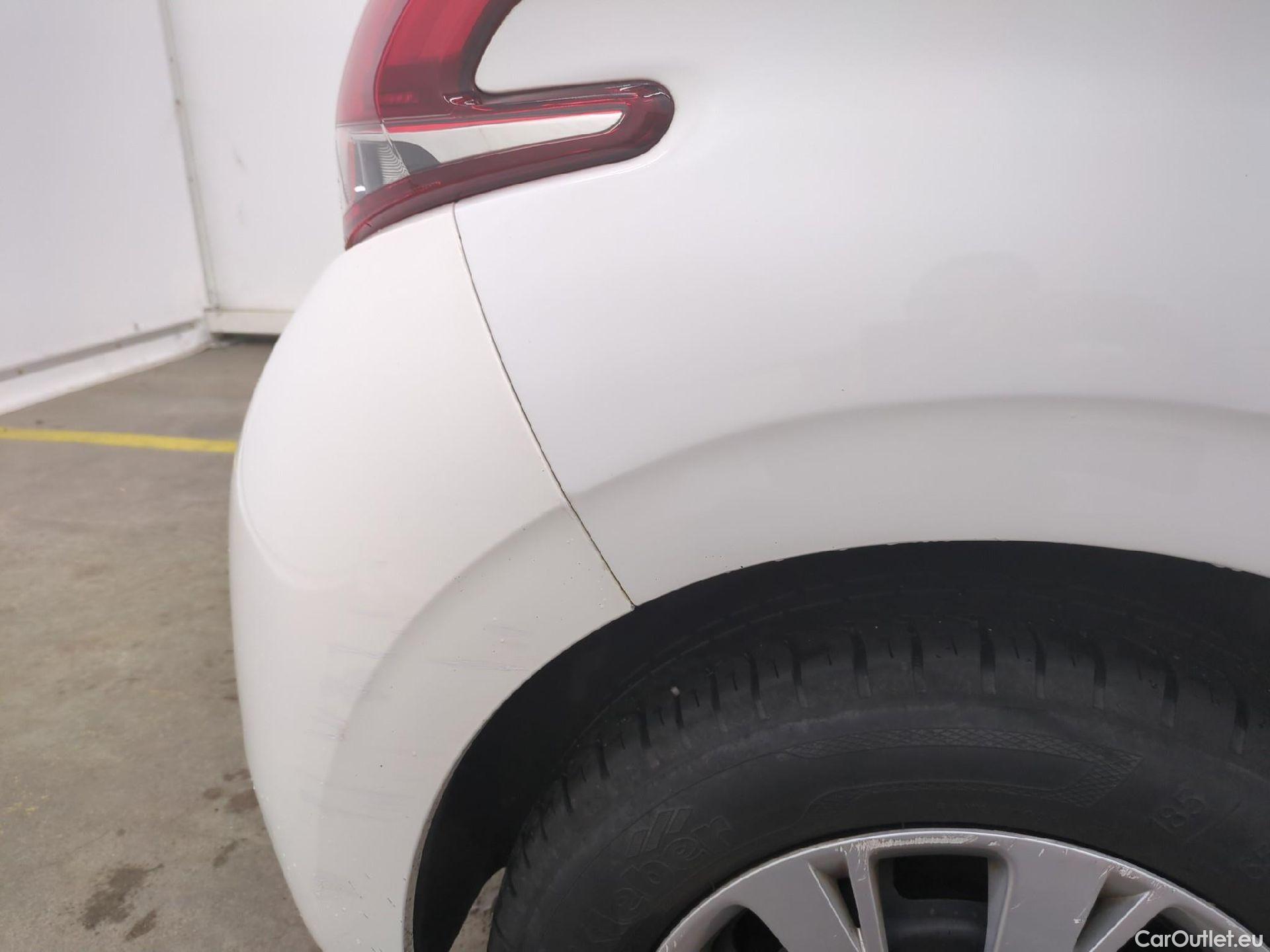  Peugeot  208  Affaire Premium Pack 1.5 HDi 100CV BVM5 E6dT #45