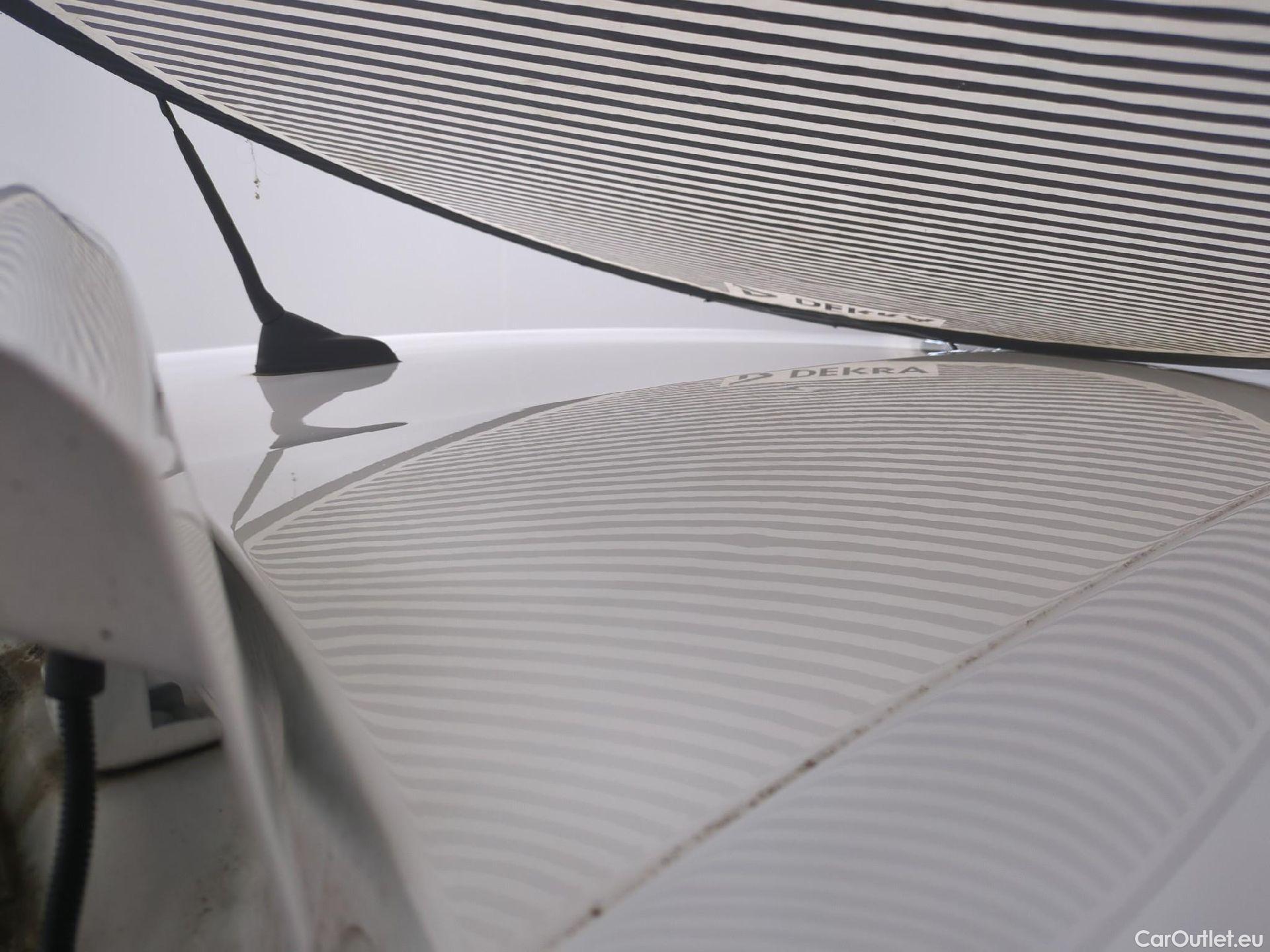  Peugeot  208  Affaire Premium Pack 1.5 HDi 100CV BVM5 E6dT #30