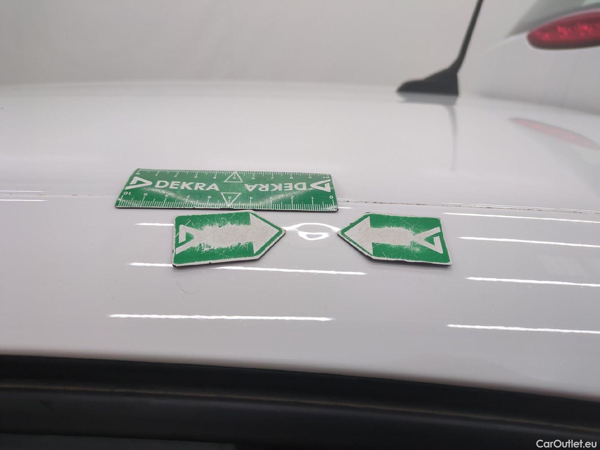  Peugeot  208  Affaire Premium Pack 1.5 HDi 100CV BVM5 E6dT #32