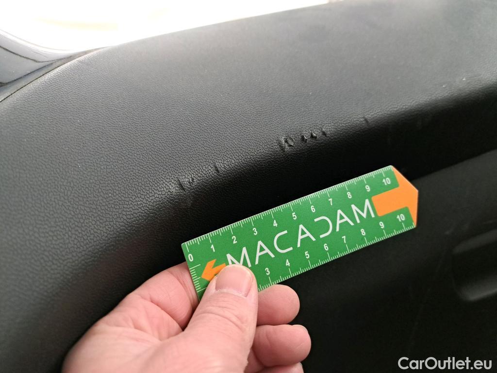  Peugeot  208  Affaire Pro 1.6 HDi 75CV BVM5 E6 #1