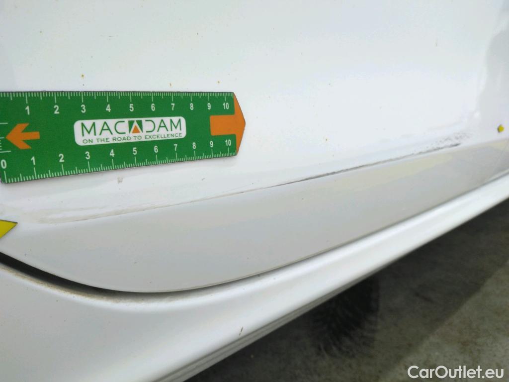  Peugeot  208  Affaire Premium Pack 1.5 HDi 100CV BVM5 E6dT #47