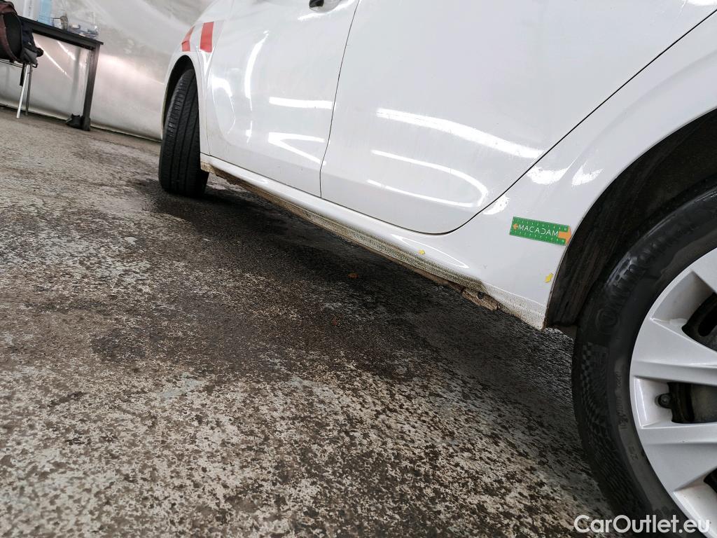  Peugeot  208  Affaire Pro 1.6 HDi 75CV BVM5 E6 #9