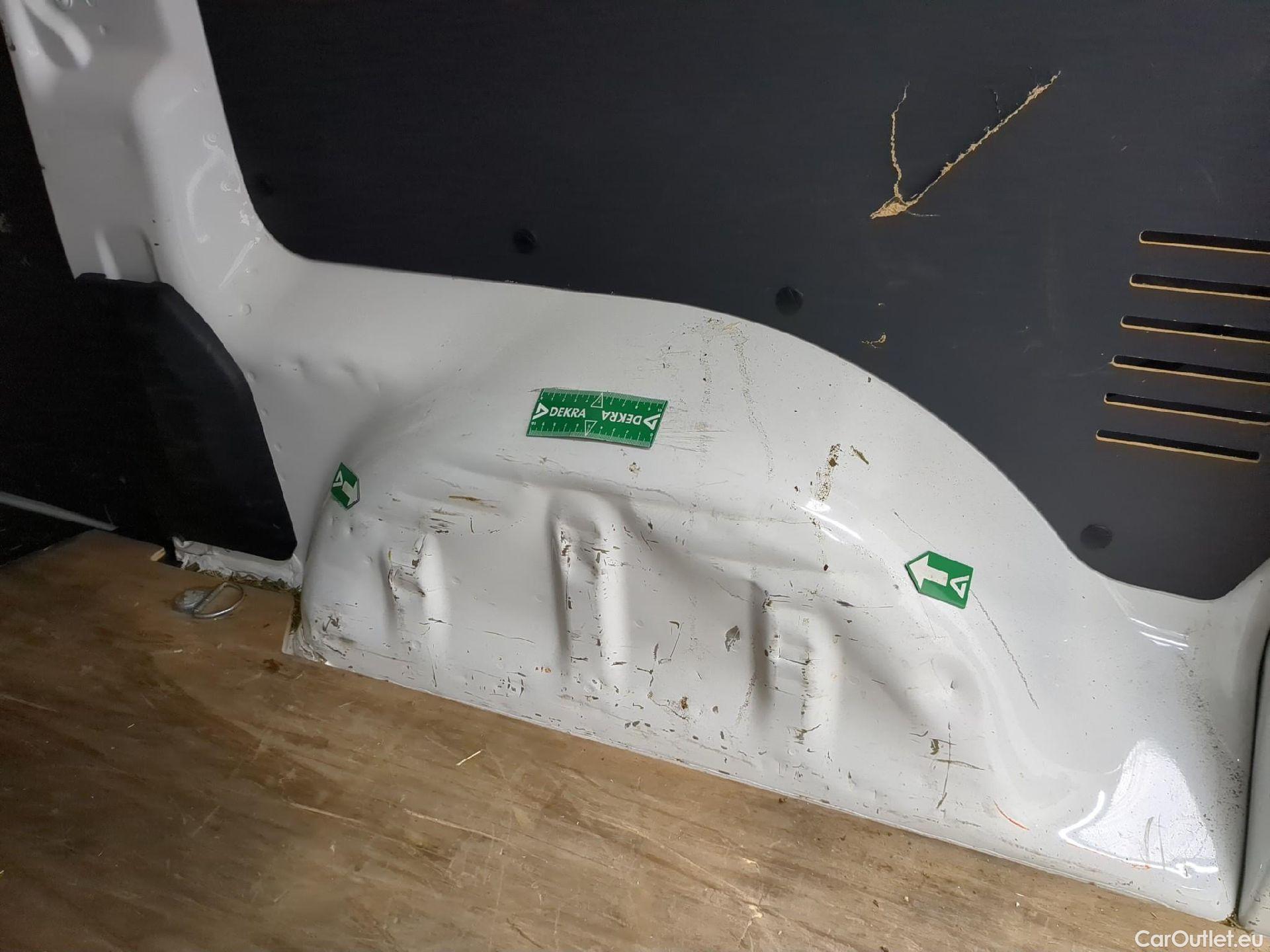  Peugeot  Expert  Fourgon Premium L2 2.0 HDi 120CV BVM6 E6 #14