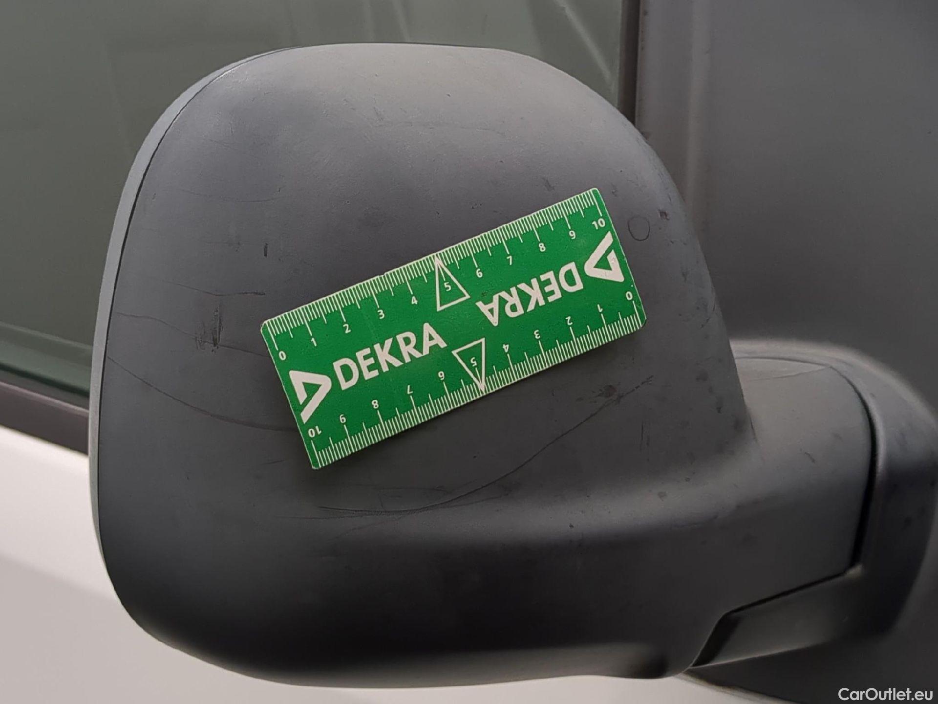  Peugeot  Expert  Fourgon Premium L2 2.0 HDi 120CV BVM6 E6 #26