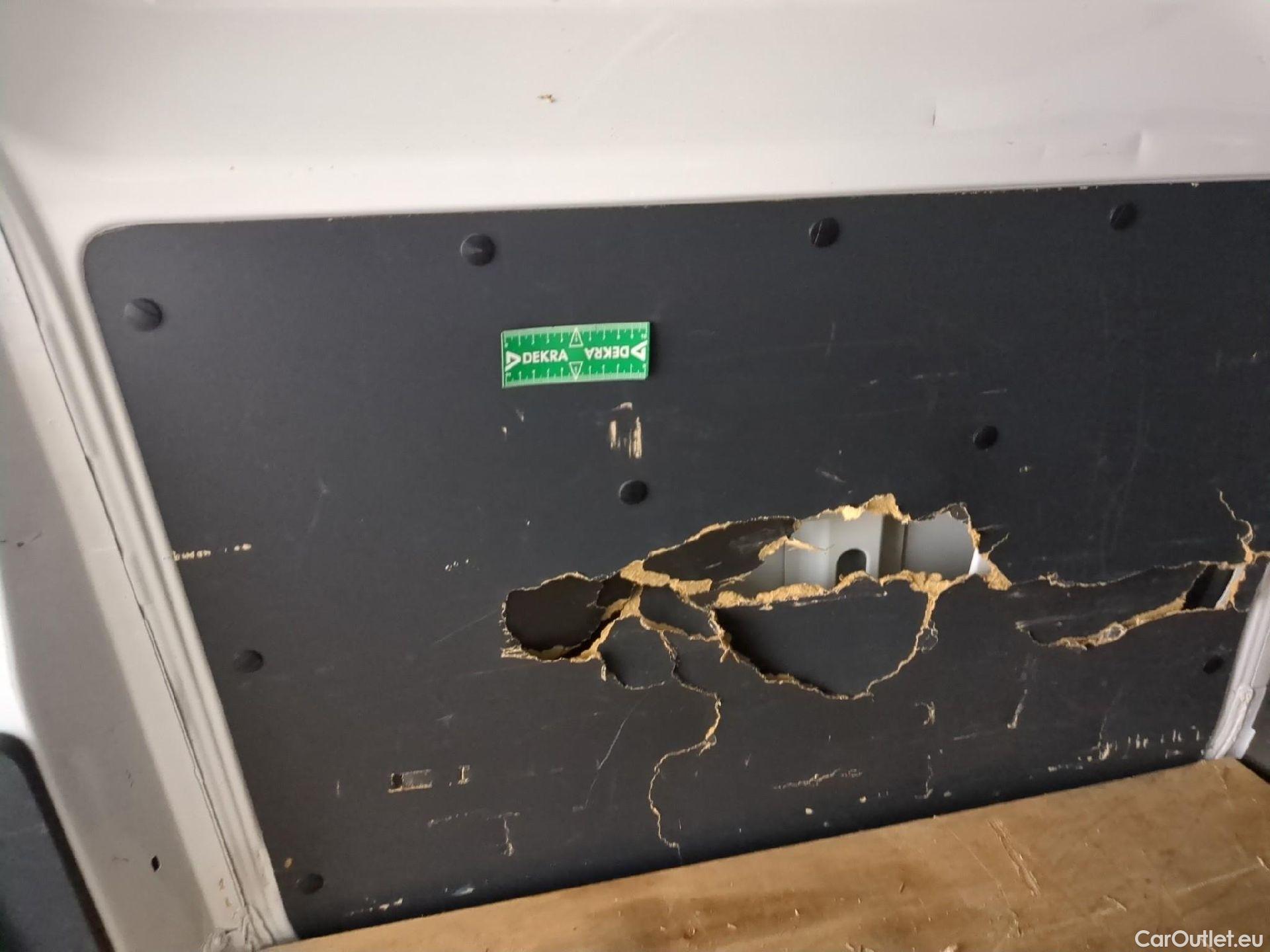  Peugeot  Expert  Fourgon Premium L2 2.0 HDi 120CV BVM6 E6 #9