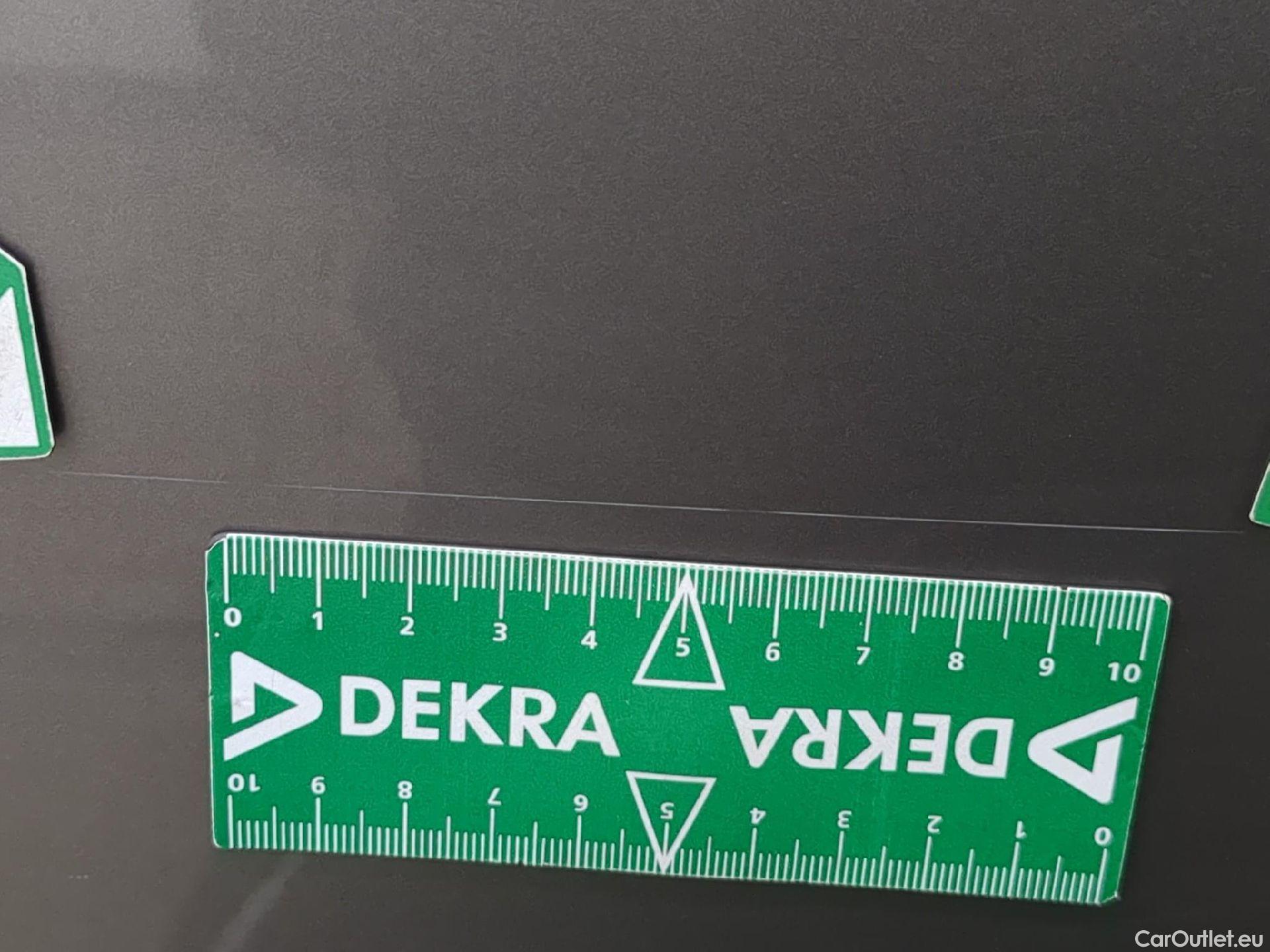  Volkswagen  Transporter VOLKSWAGEN  / 2019 / 4P / Fourgon tôlé 2.0 TDi 150 L1H1 Business Line Plus #5