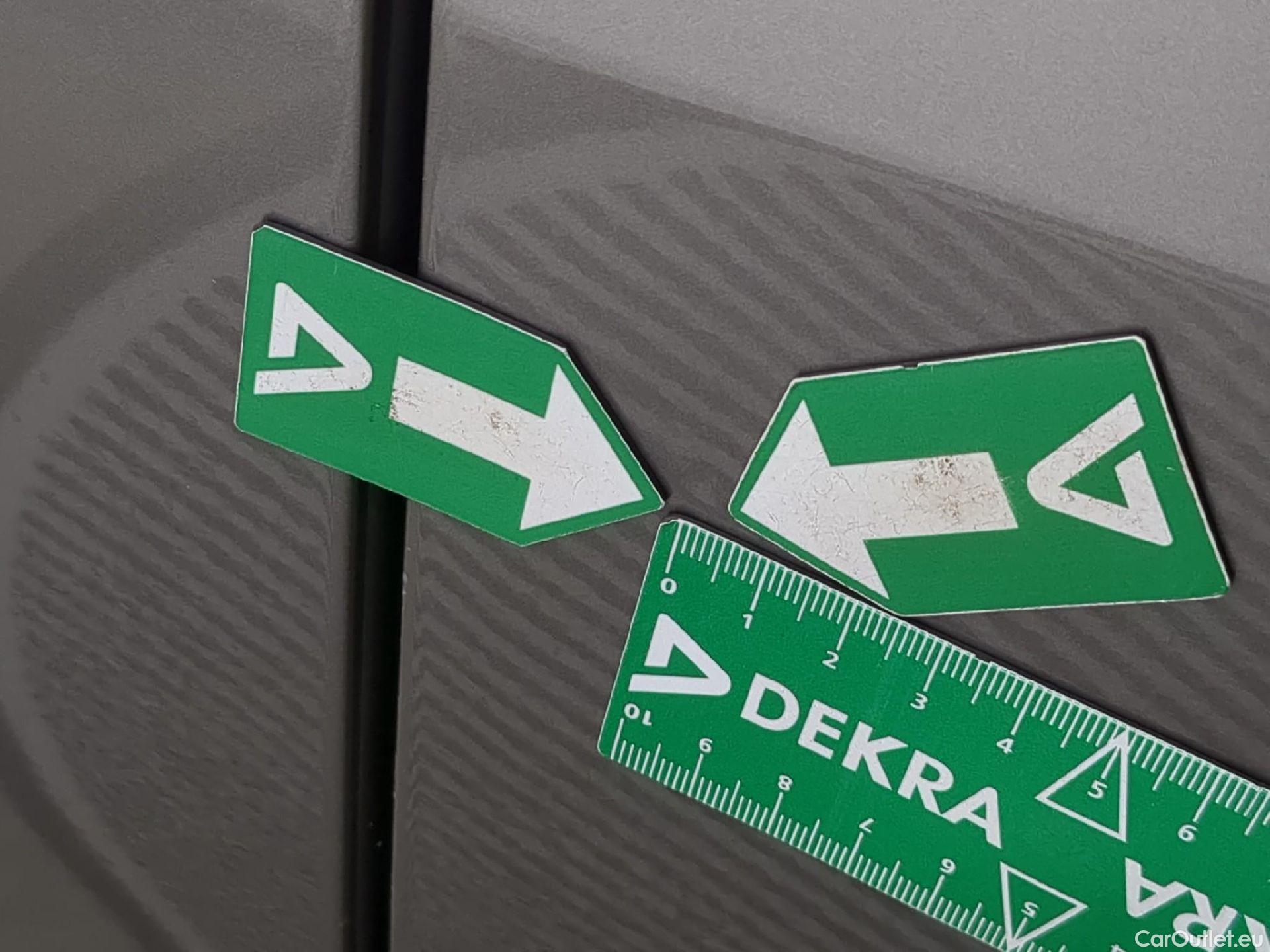  Volkswagen  Transporter VOLKSWAGEN  / 2019 / 4P / Fourgon tôlé 2.0 TDi 150 L1H1 Business Line Plus #7