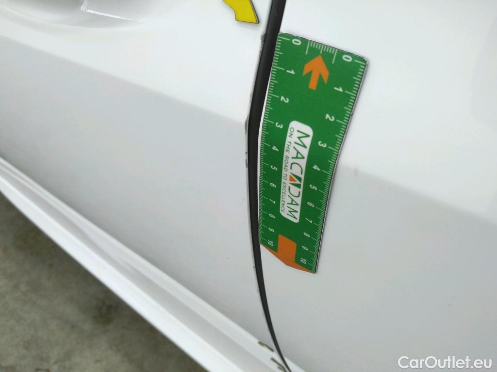  Peugeot  208  Premium 1.5 HDi 100CV BVM6 E6d #15