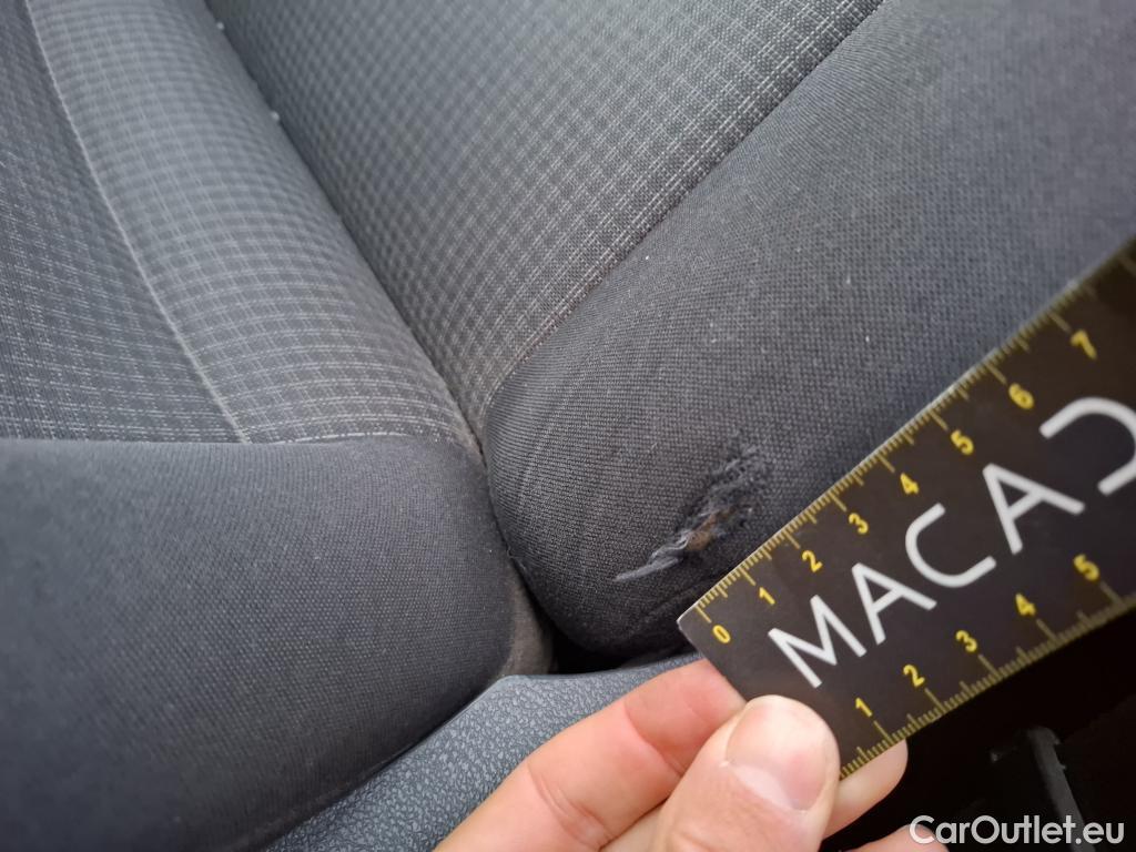  Volkswagen  Transporter VOLKSWAGEN  / 2019 / 4P / Fourgon tôlé 2.0 TDi 110 L1H1 Business Line #31