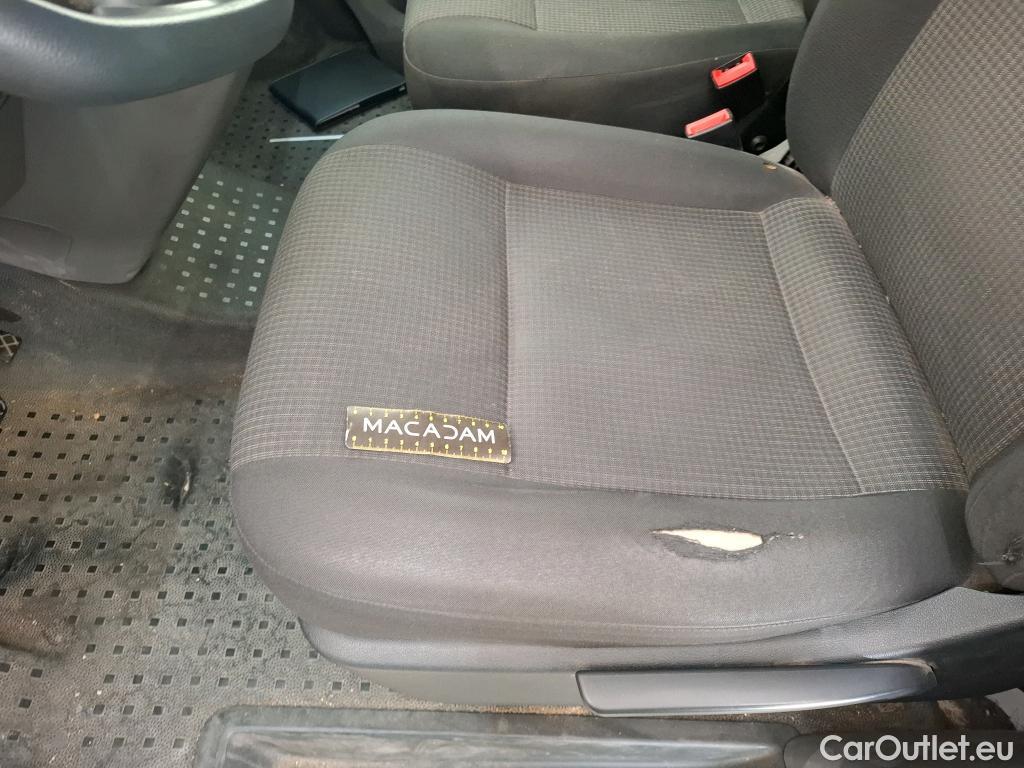  Volkswagen  Transporter VOLKSWAGEN  / 2019 / 4P / Fourgon tôlé 2.0 TDi 110 L1H1 Business Line #17