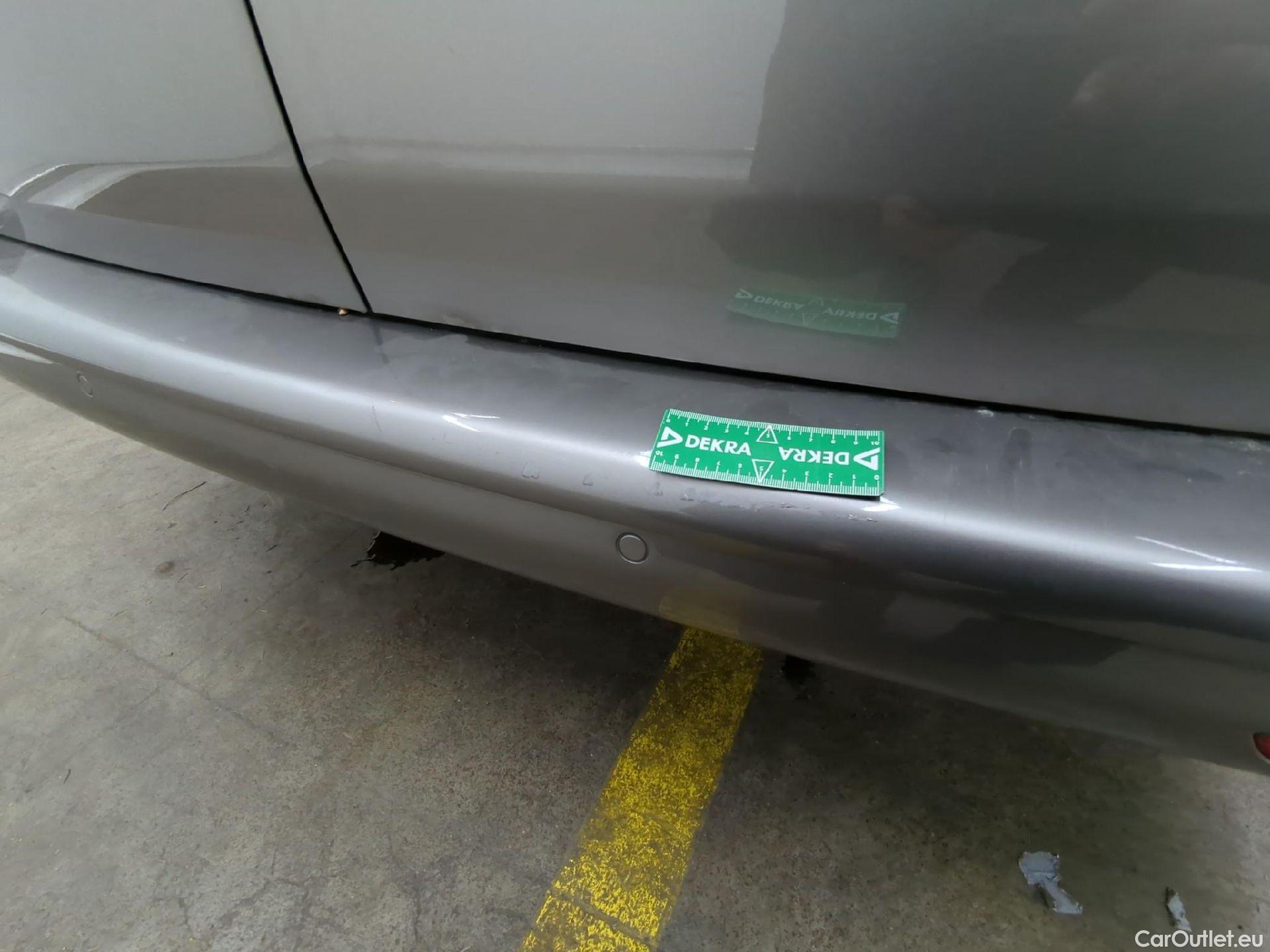  Volkswagen  Transporter VOLKSWAGEN  / 2019 / 4P / Fourgon tôlé 2.0 TDi 150 L1H1 Business Line Plus #19