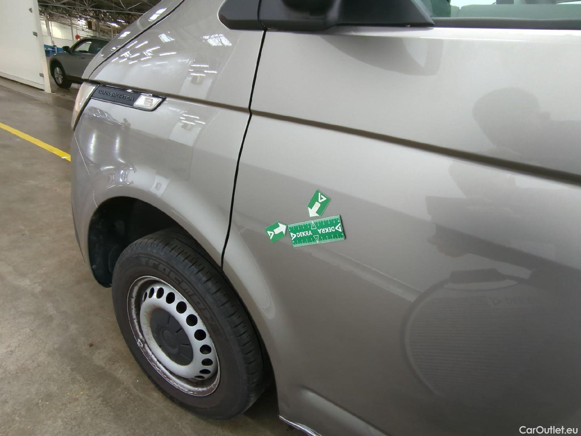  Volkswagen  Transporter VOLKSWAGEN  / 2019 / 4P / Fourgon tôlé 2.0 TDi 150 L1H1 Business Line Plus #14