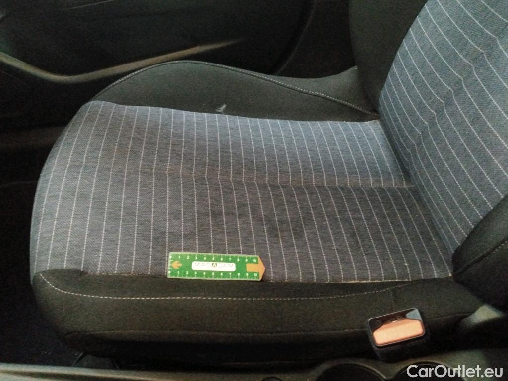  Peugeot  208  Premium 1.5 HDi 100CV BVM6 E6d #38