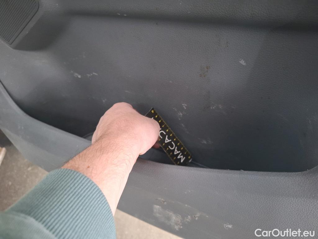  Volkswagen  Transporter VOLKSWAGEN  / 2019 / 4P / Fourgon tôlé 2.0 TDi 110 L1H1 Business Line #29