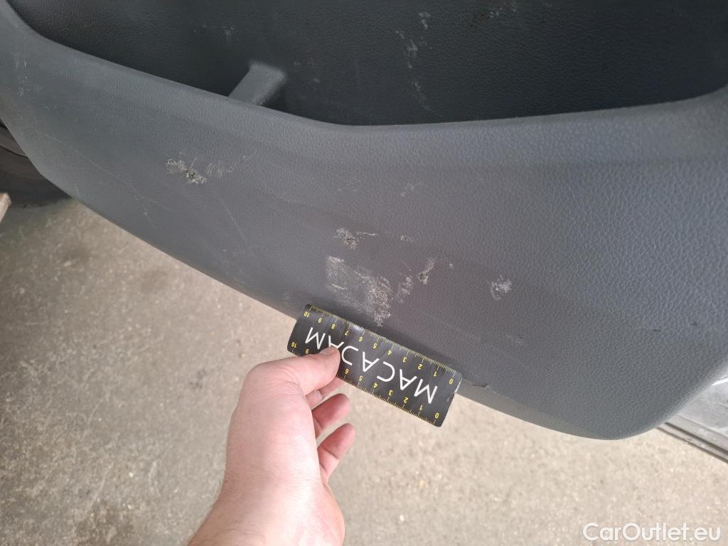  Volkswagen  Transporter VOLKSWAGEN  / 2019 / 4P / Fourgon tôlé 2.0 TDi 110 L1H1 Business Line #27