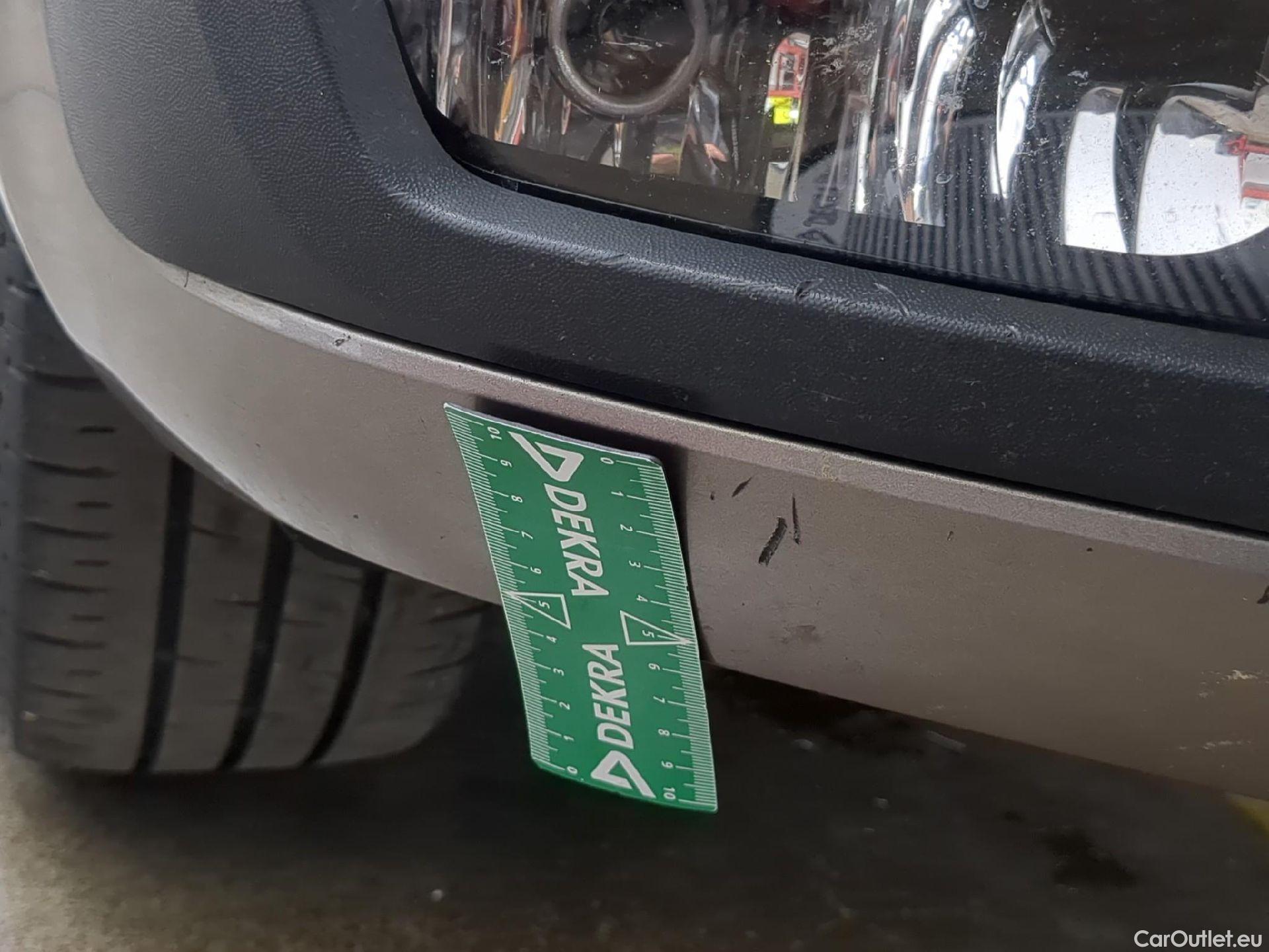  Volkswagen  Transporter VOLKSWAGEN  / 2019 / 4P / Fourgon tôlé 2.0 TDi 150 L1H1 Business Line Plus #12