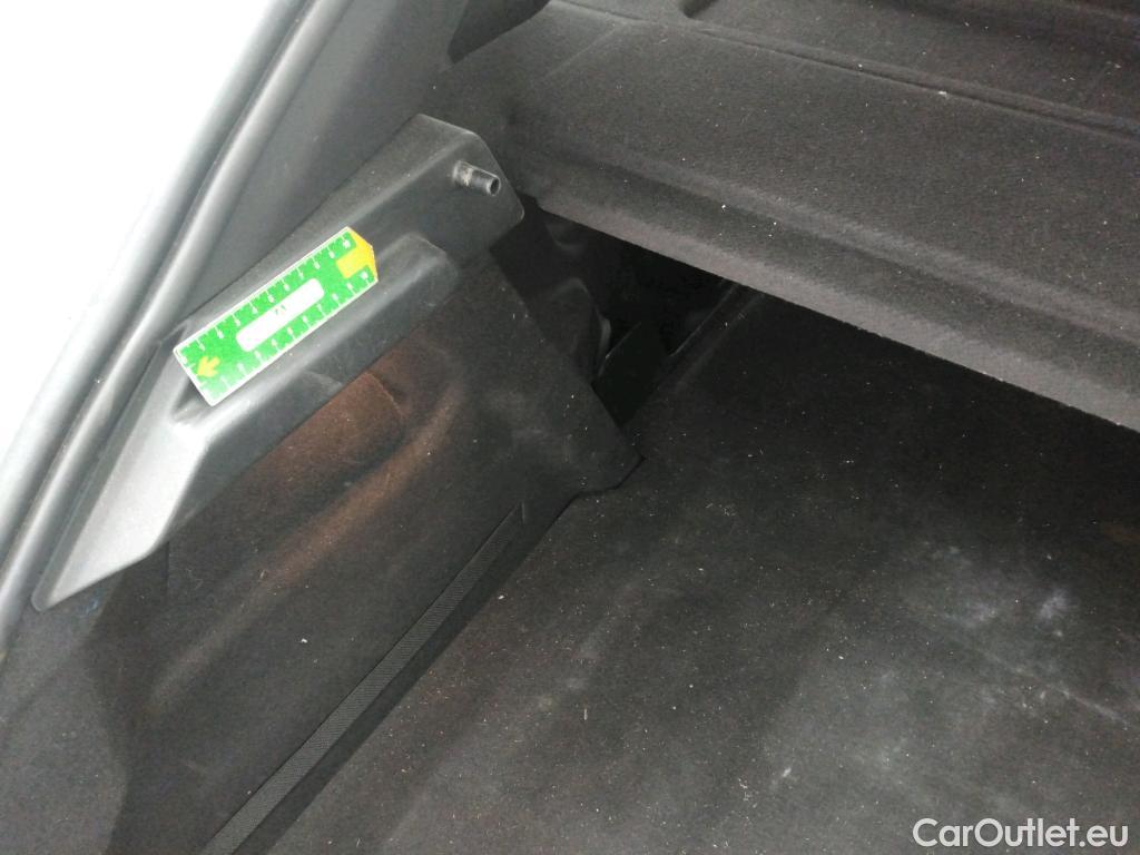  Peugeot  208  Premium 1.5 HDi 100CV BVM6 E6d #27