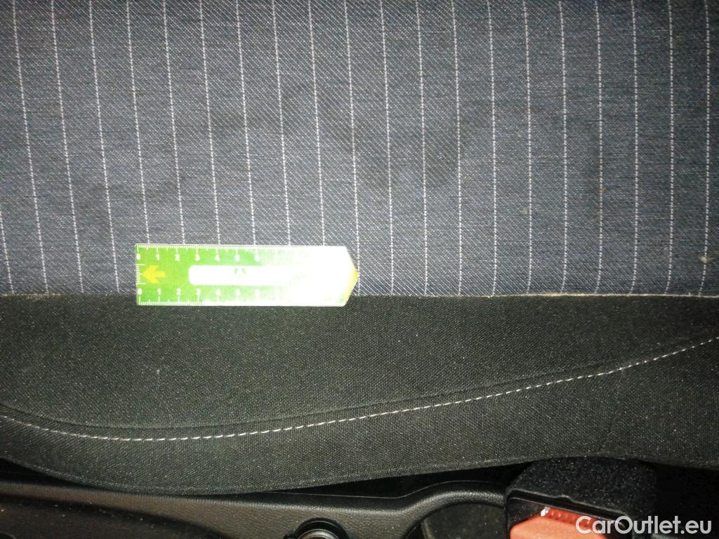  Peugeot  208  Premium 1.5 HDi 100CV BVM6 E6d #41