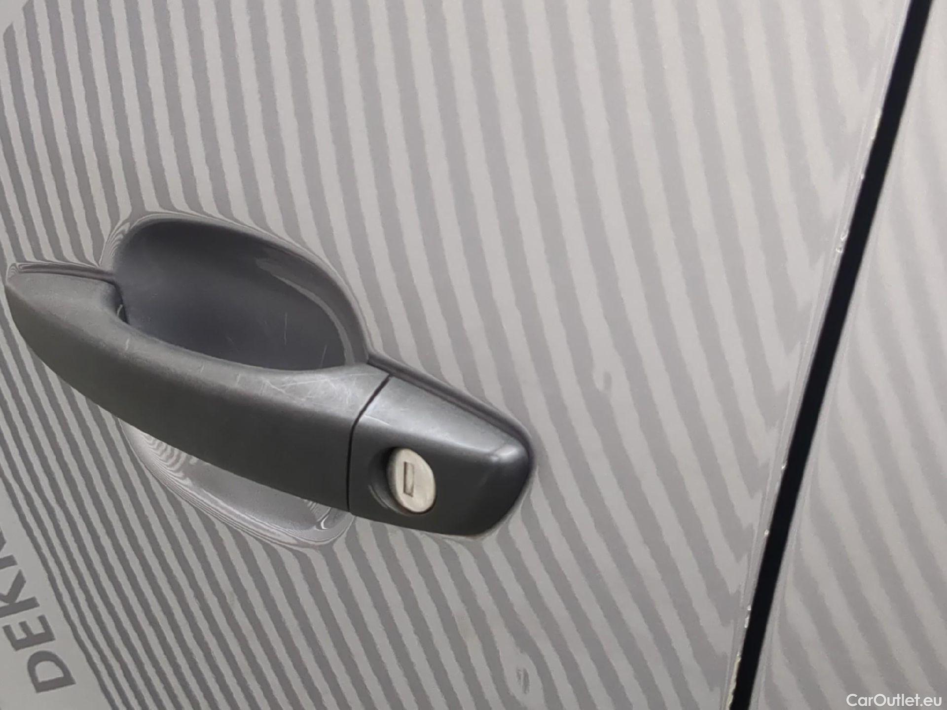  Citroen  Berlingo  Fourgon Club M 650 1.5 BlueHDi 75CV BVM5 E6dT #7