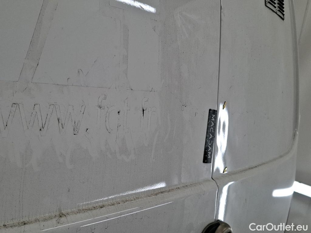  Volkswagen  Transporter VOLKSWAGEN  / 2019 / 4P / Fourgon tôlé 2.0 TDi 110 L1H1 Business Line #10