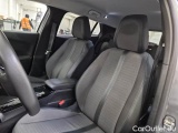  Peugeot  2008 PEUGEOT  / 2019 / 5P / CROSSOVER PURETECH 130 EAT8 ALLURE PACK S/S AUT. #11