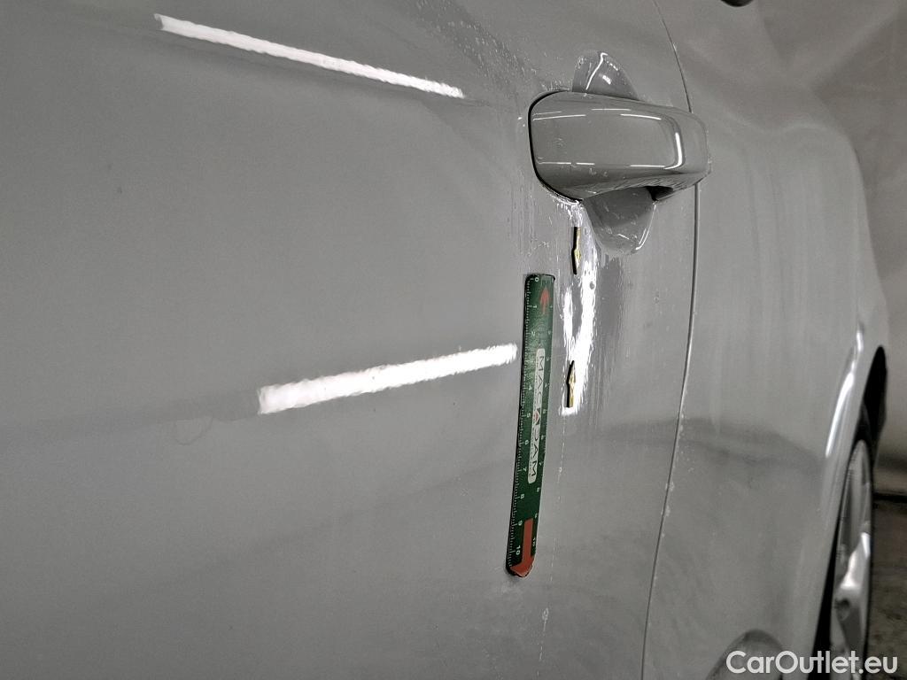  Renault  Clio  V Business Réversible 1.6 E-TECH Hybrid 140CV BVA6 E6d #9