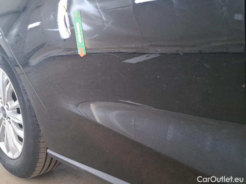  Ford  Focus  SW / 2018 / 5P / Break SW - 1.5 EcoBlue 120ch Titanium X / TRANSFO VP/VF #16