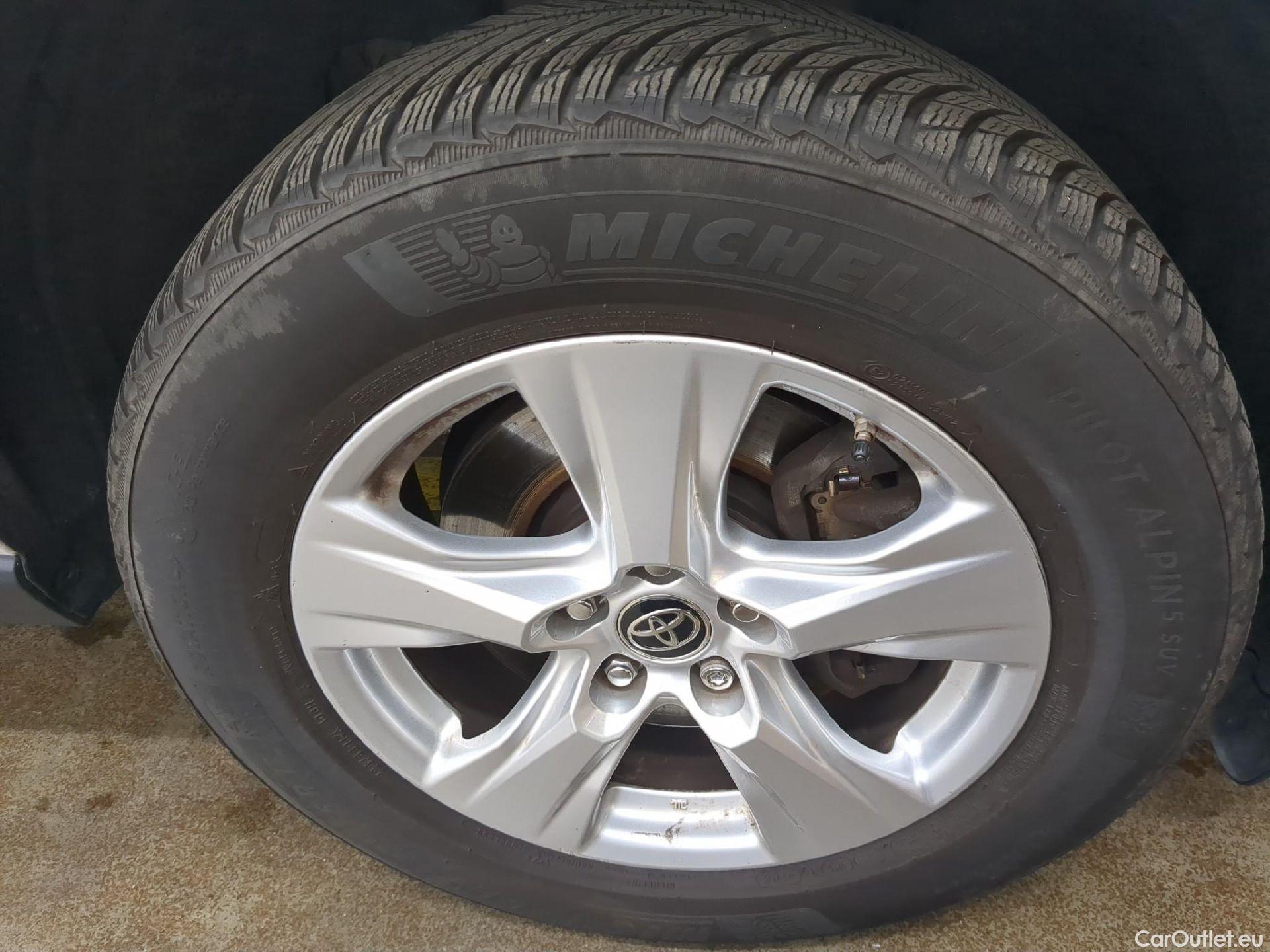  Toyota  RAV4 TOYOTA  Hybride / 2018 / 5P / SUV Hybride 2WD Dynamic Business St Hyb Acad #1