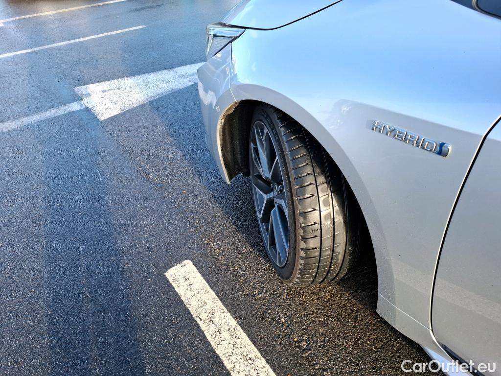  Toyota  Corolla TOYOTA  Touring Sports / 2018 / 5P / Break Hybride 184h Collection #31