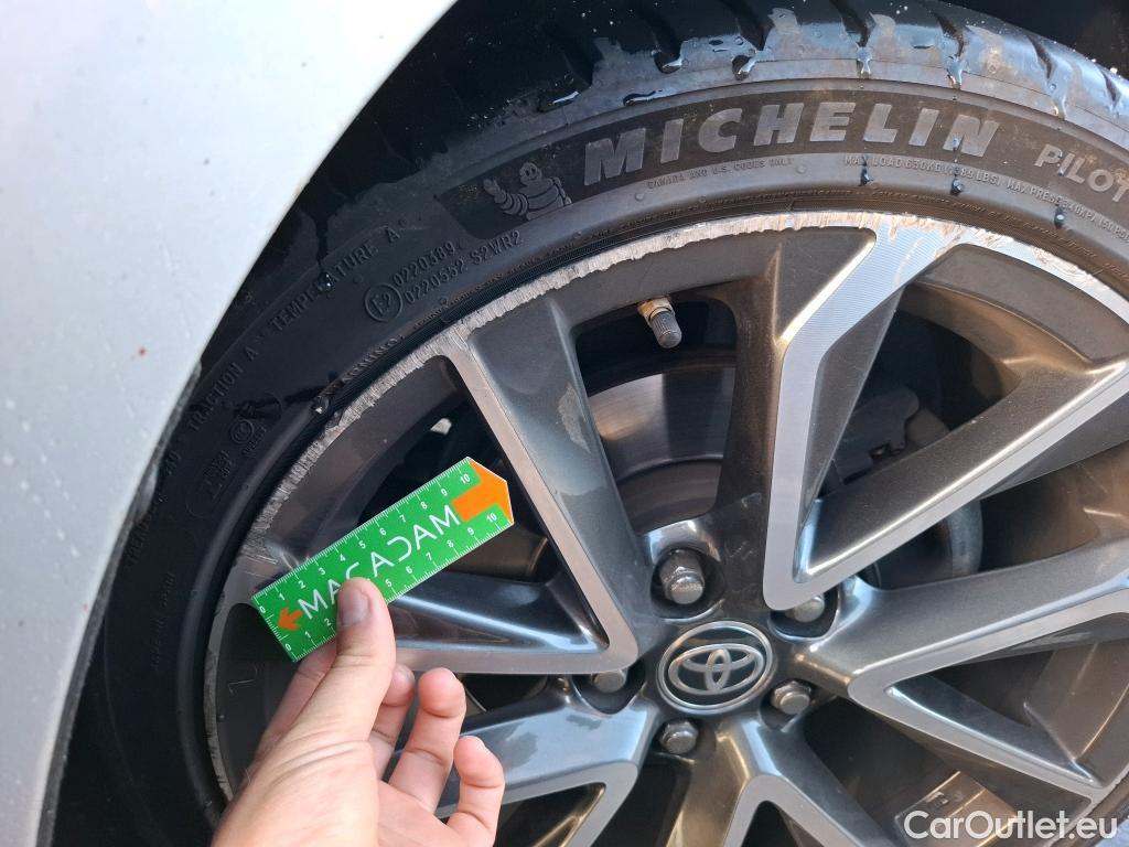  Toyota  Corolla TOYOTA  Touring Sports / 2018 / 5P / Break Hybride 184h Collection #23