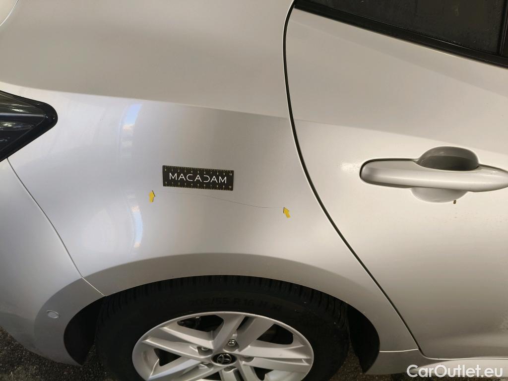  Toyota  Corolla TOYOTA  / 2018 / 5P / Berline Hybride 122h Dynamic Business Beyond Zer #6