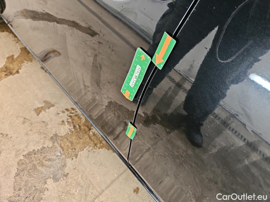  Toyota  Auris TOYOTA  5p BER 1.8 HYBRID 136 CVT AUTO DESIGN BUSINESS 5P #33