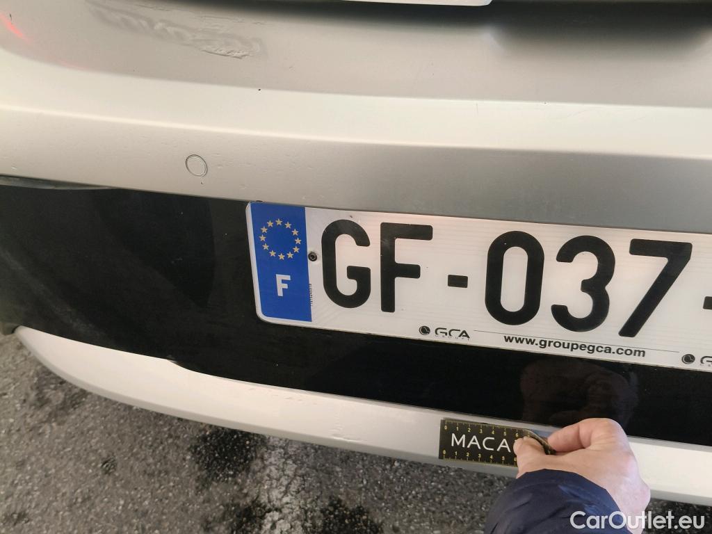  Toyota  Corolla TOYOTA  / 2018 / 5P / Berline Hybride 122h Dynamic Business Beyond Zer #48