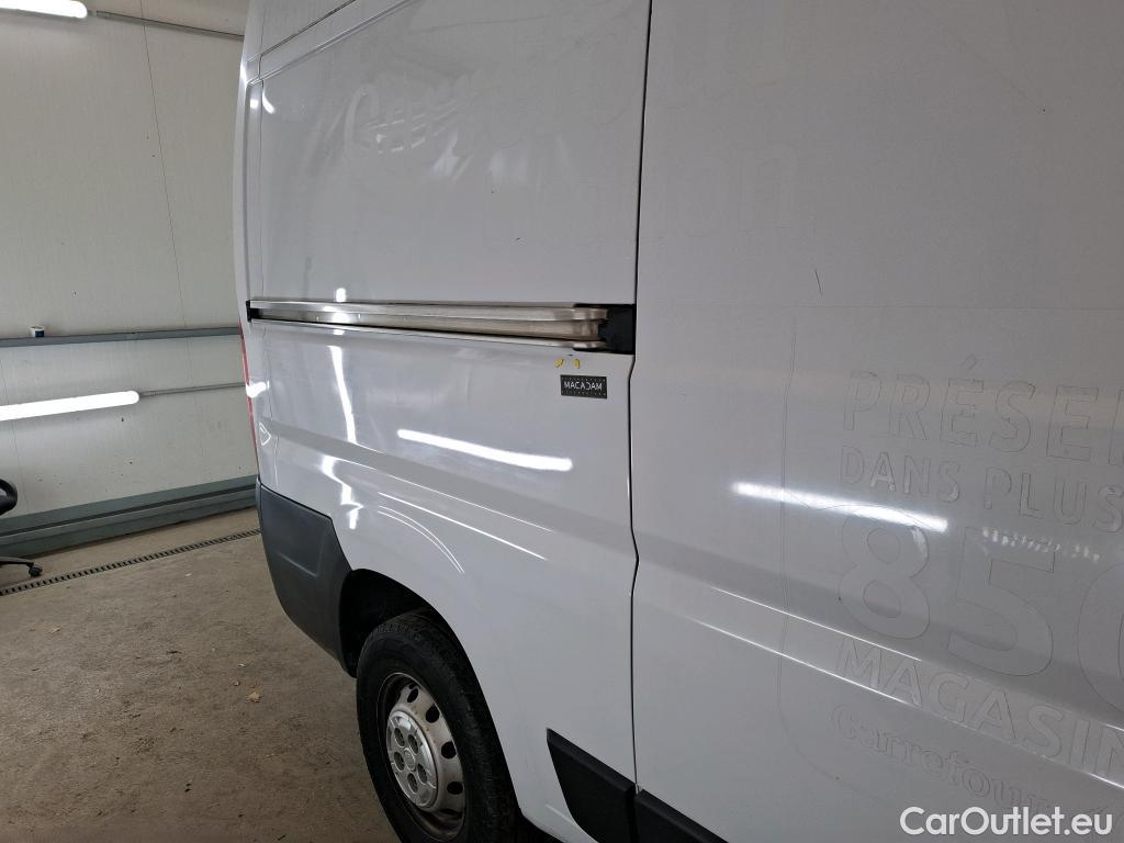  Fiat  Ducato FIAT  2014 4P Fourgon tôlé 30 M H2 20 Multijet 115 Pack Pro Nav #16