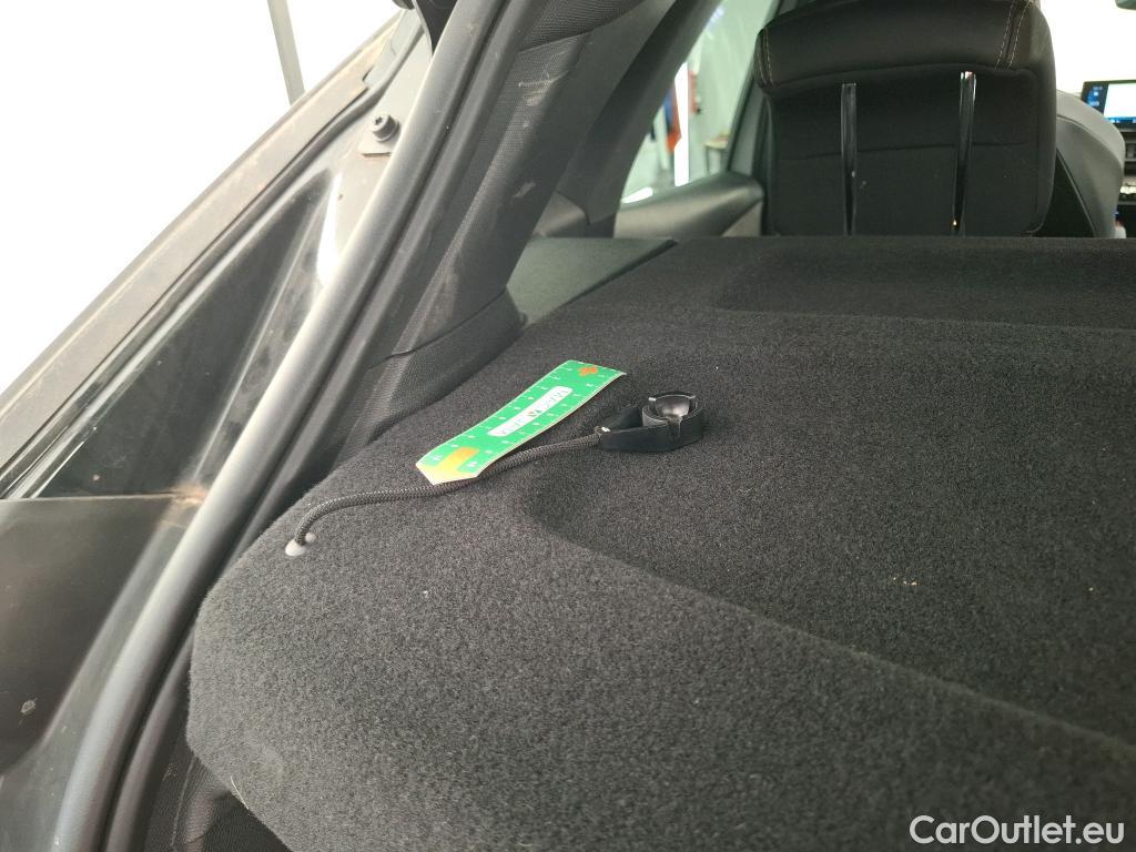  Peugeot  3008  GT 1.5 HDi 130CV BVA8 E6d / VO RECONDITIONNE - PHOTOS AVANT RECONDITIONNEMENT #2