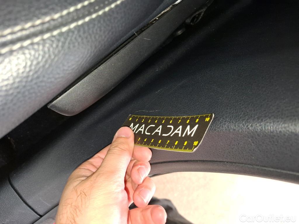  Mercedes  CLA-Klasse MERCEDES-BENZ CLA Coupe / 2019 / 4P / Coupé CLA 180 d Business Line #2