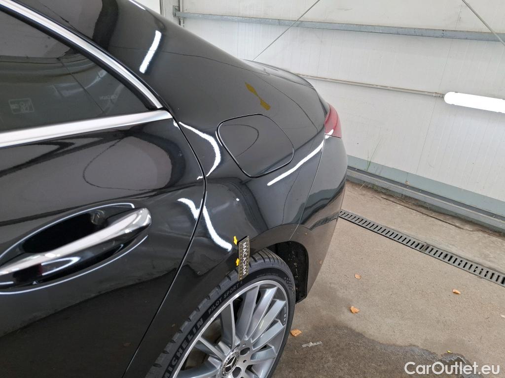  Mercedes  CLA-Klasse MERCEDES-BENZ CLA Coupe / 2019 / 4P / Coupé CLA 250 e AMG Line #1