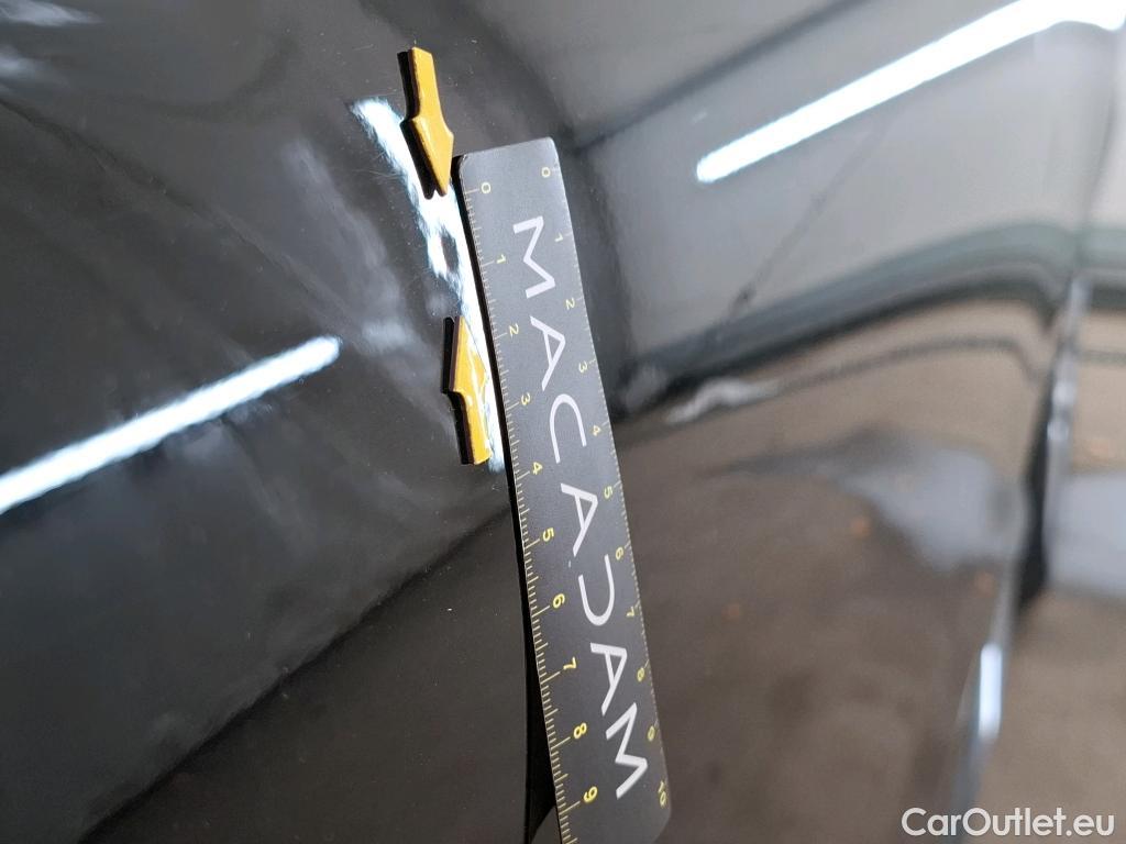  Mercedes  CLA-Klasse MERCEDES-BENZ CLA Coupe / 2019 / 4P / Coupé CLA 250 e AMG Line #18