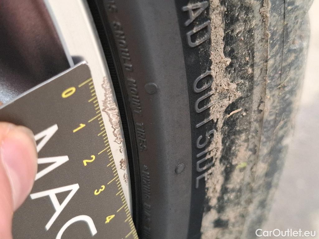  Mercedes  CLA-Klasse MERCEDES-BENZ CLA Coupe / 2019 / 4P / Coupé CLA 250 e AMG Line #16