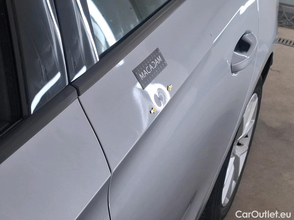  Seat  Leon SEAT  Sportstourer / 2020 / 5P / Break 1.0 eTSI 110 DSG S&S Style Business #2