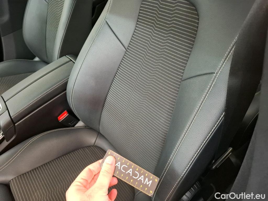  Mercedes  CLA-Klasse MERCEDES-BENZ CLA Coupe / 2019 / 4P / Coupé CLA 180 d Business Line #7