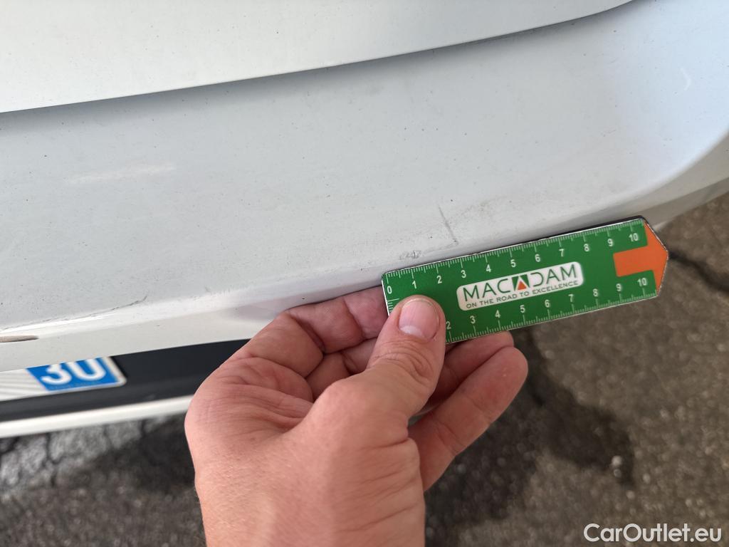  Volkswagen  T-ROC VOLKSWAGEN  / 2021 / 5P / SUV 2.0 TDI 150 LIFE BUSINESS DSG7 #5