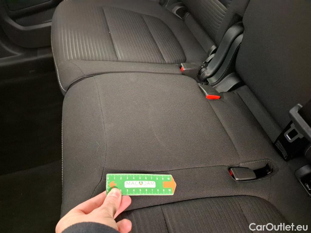  Ford  Kuga FORD  / 2019 / 5P / SUV 2.5 190 hybrid Flexifuel Pshift Titanium #8