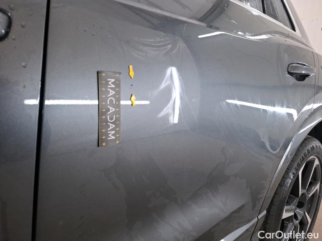  Audi  Q3 AUDI  / 2018 / 5P / SUV 35 TFSI 150 MHEV S TRONIC S EDITION(SL) #6