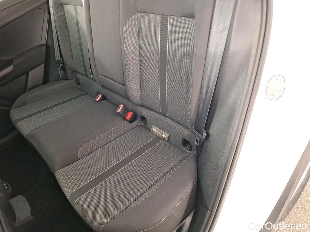  Volkswagen  T-ROC VOLKSWAGEN  / 2021 / 5P / SUV 2.0 TDI 150 LIFE BUSINESS DSG7 / VO RECONDITIONNE - PHOTOS AVANT RECONDITIONNEMENT #4