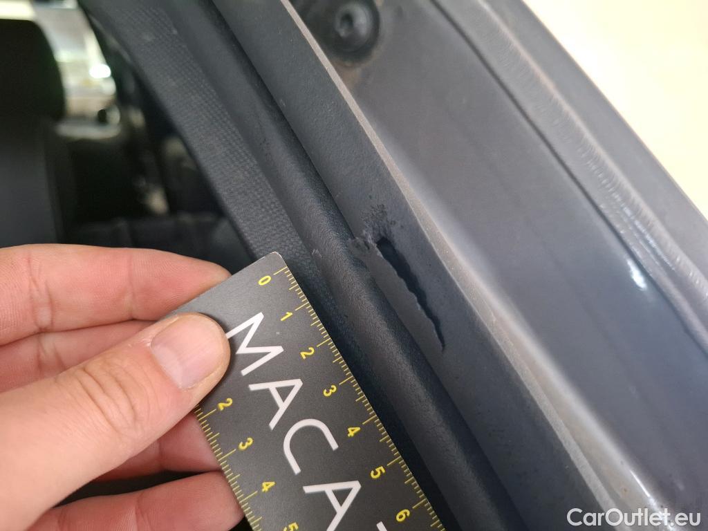  Mercedes  GLA MERCEDES-BENZ  / 2020 / 5P / SUV 2.0  200 D BUSINESS LINE DCT #6