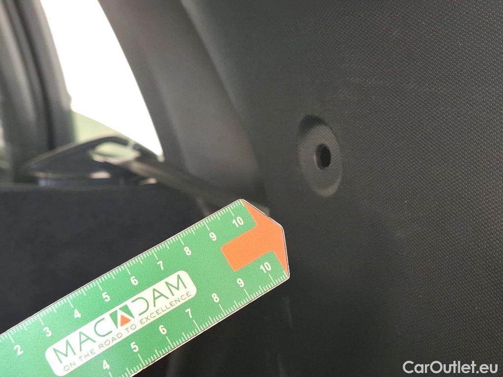  Ford  Kuga FORD  / 2019 / 5P / SUV 2.5 190 hybrid Flexifuel Pshift Titanium #4