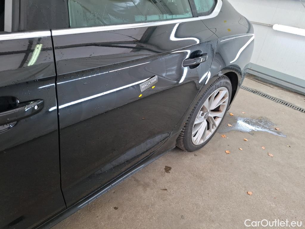  Audi  A5 Sportback AUDI  / 2019 / 5P / Berline 40 TFSI 190 S TRONIC 7 BUSI LINE SB #38