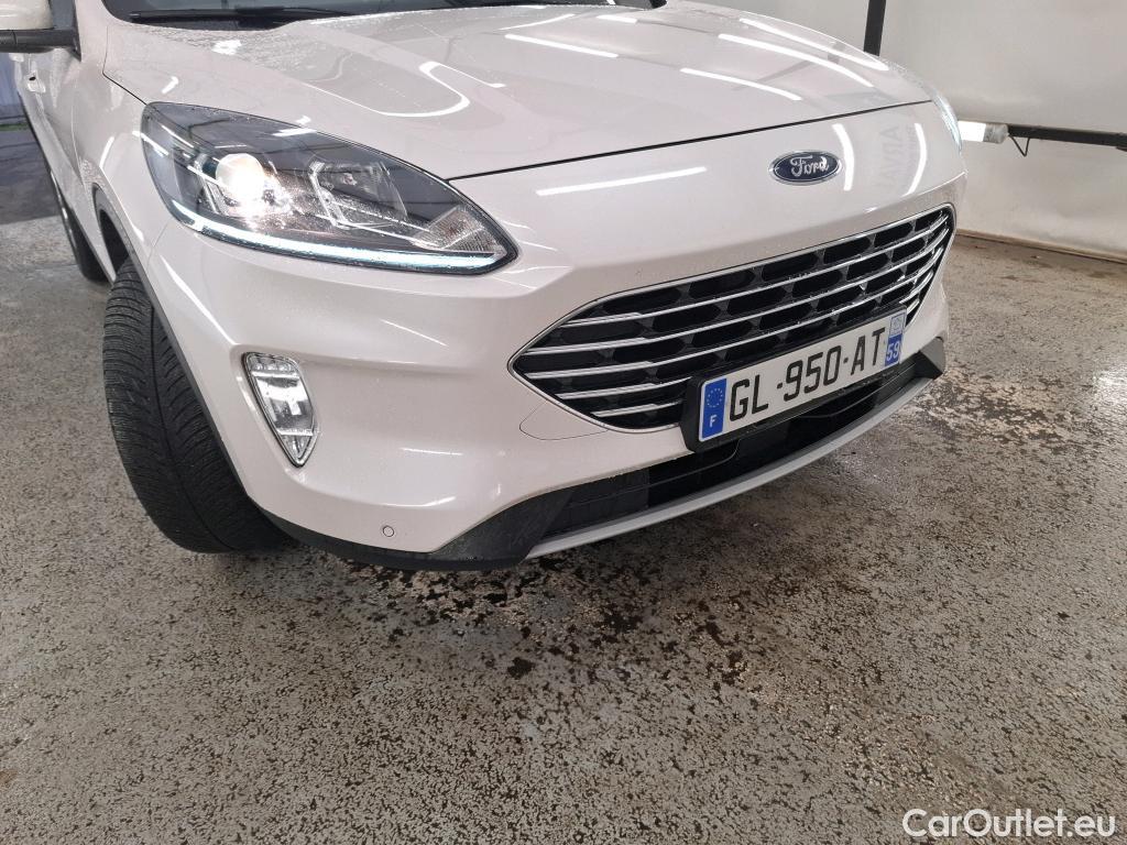  Ford  Kuga FORD  / 2019 / 5P / SUV 2.5 190 hybrid Flexifuel Pshift Titanium #1